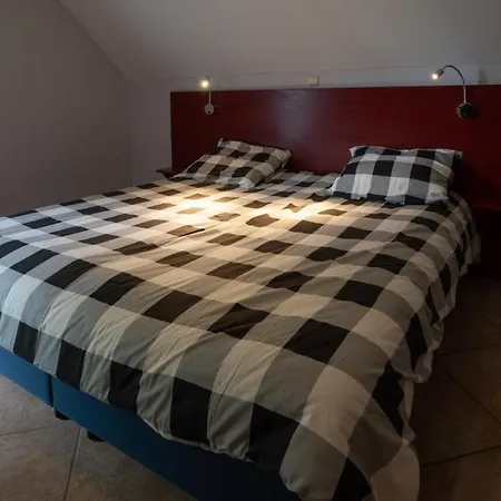 De Blauwe Reiger Alojamento de Acomodação e Pequeno-almoço *